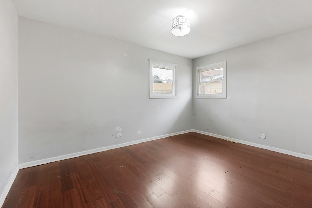 3205 Oak Court Property Photo 13