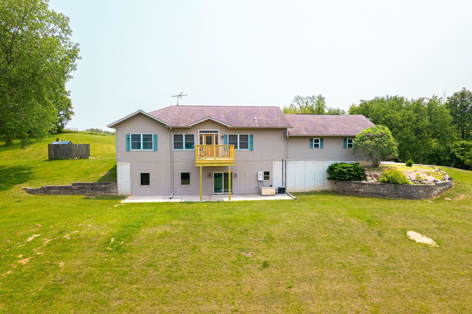 9304 Ellis Road Property Photo 2