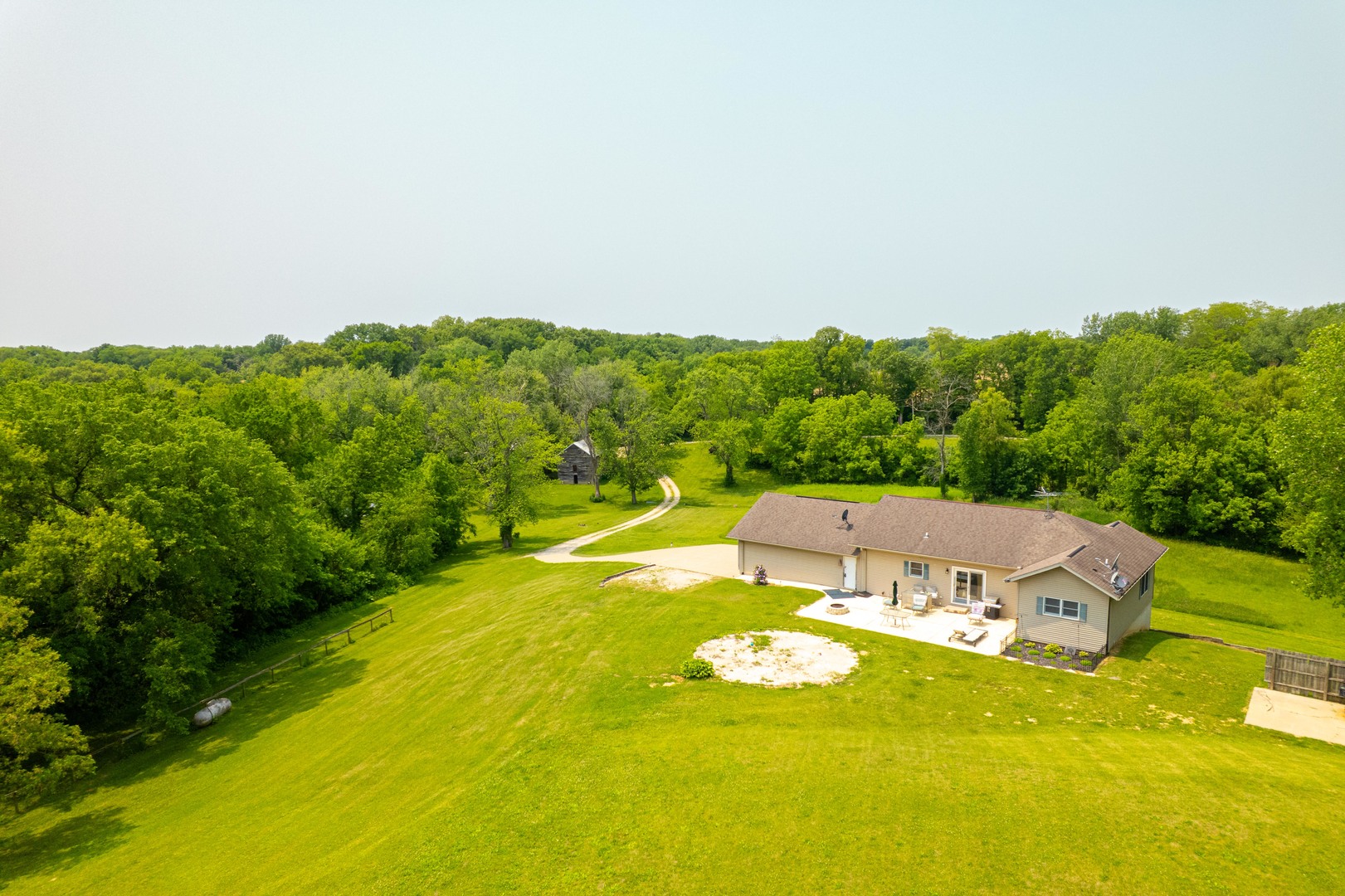 9304 Ellis Road Property Photo 7
