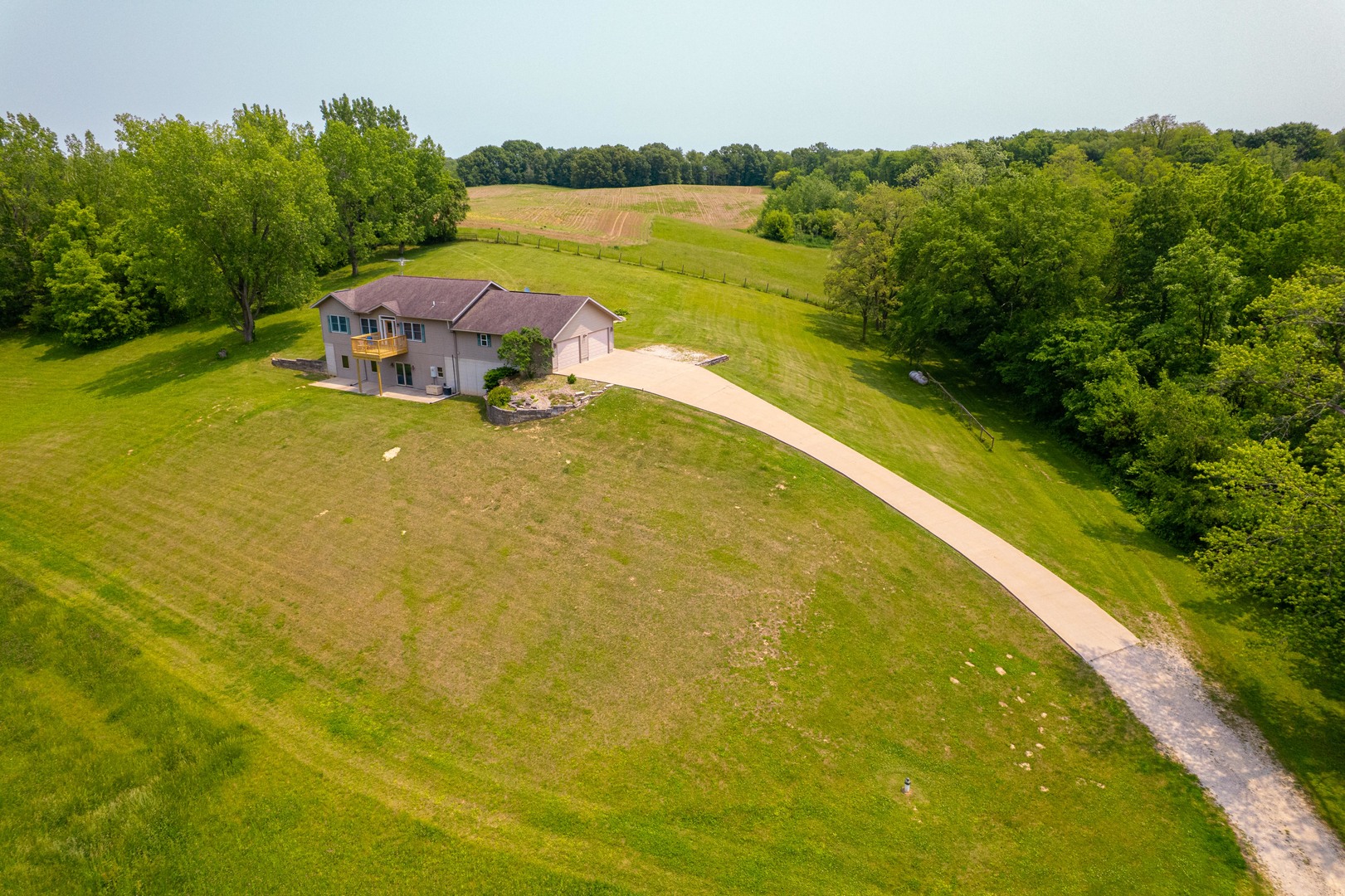 9304 Ellis Road Property Photo 8