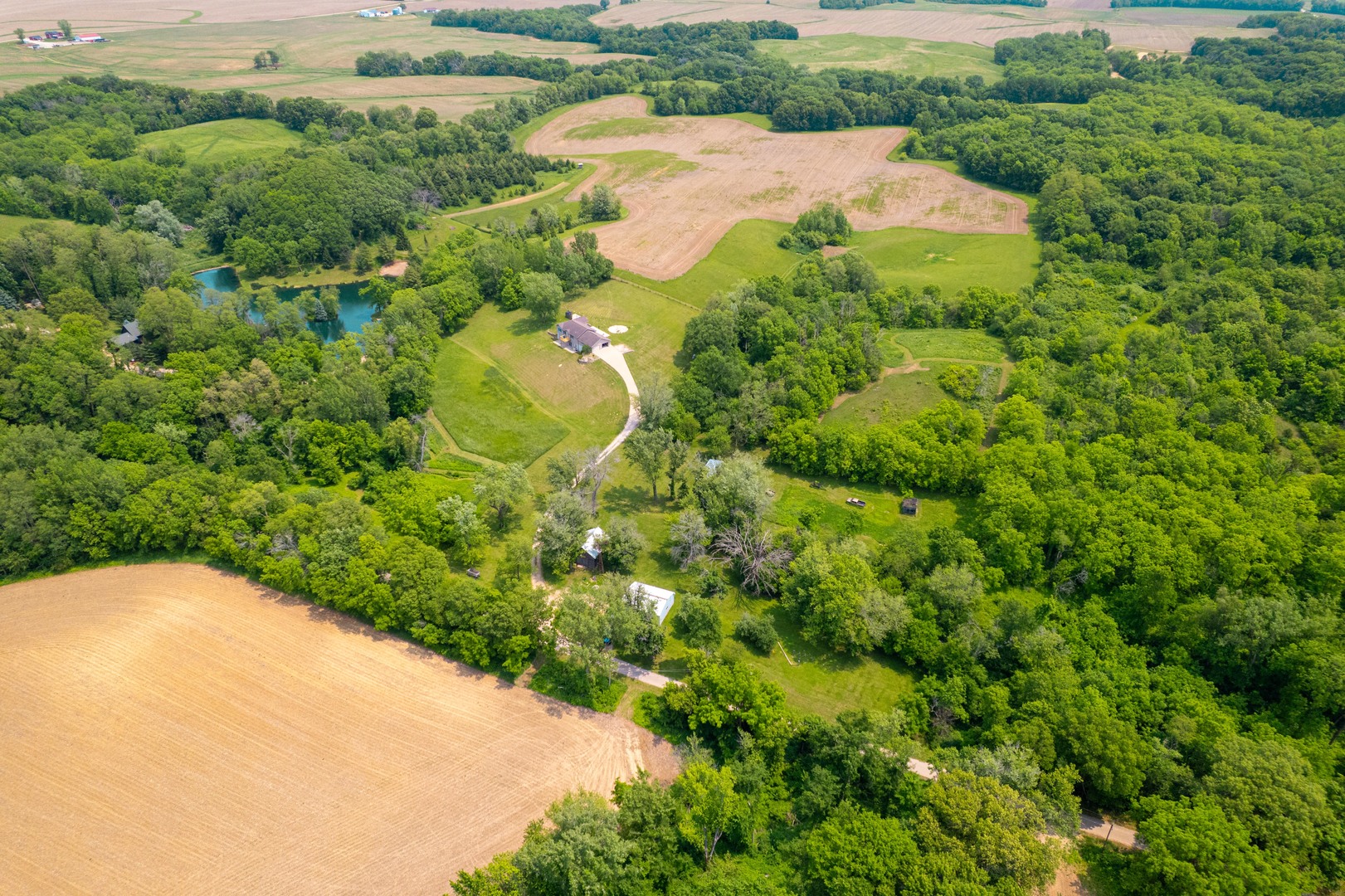 9304 Ellis Road Property Photo 9