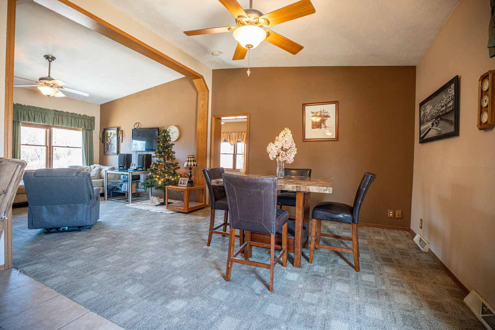 9304 Ellis Road Property Photo 19