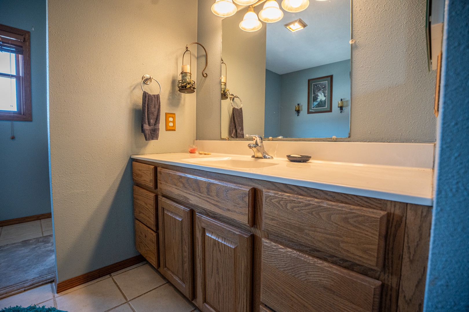 9304 Ellis Road Property Photo 31