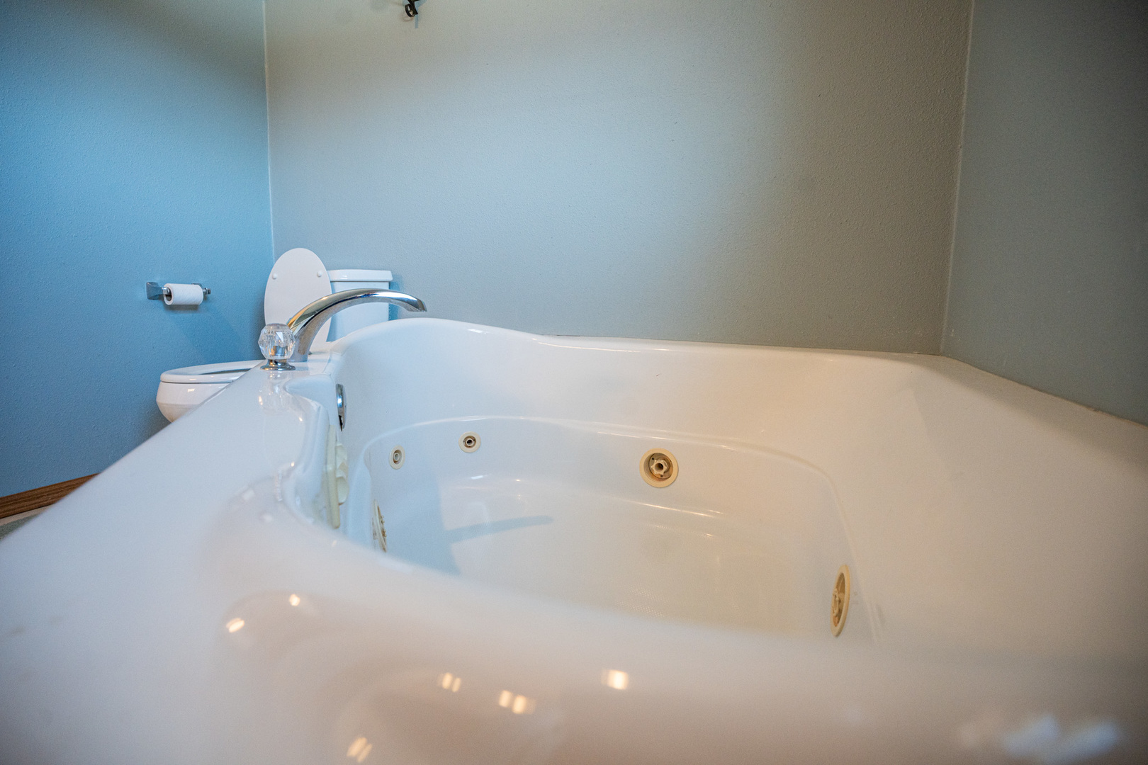 9304 Ellis Road Property Photo 34
