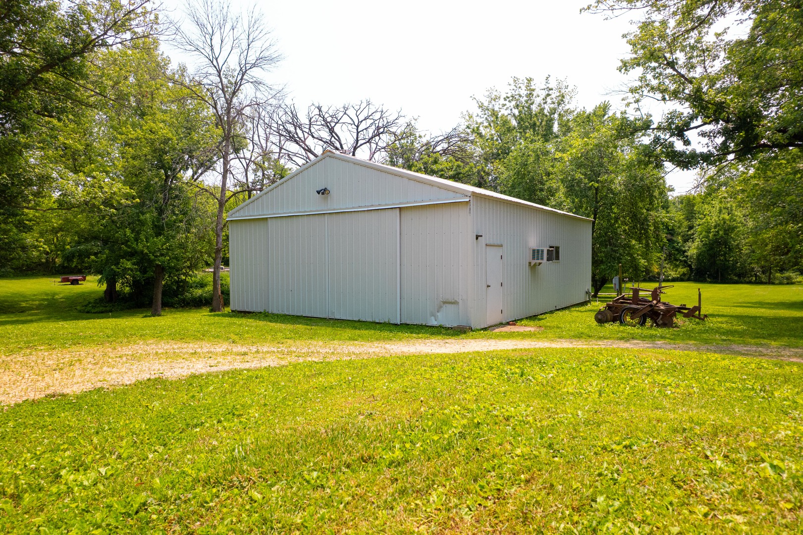 9304 Ellis Road Property Photo 59