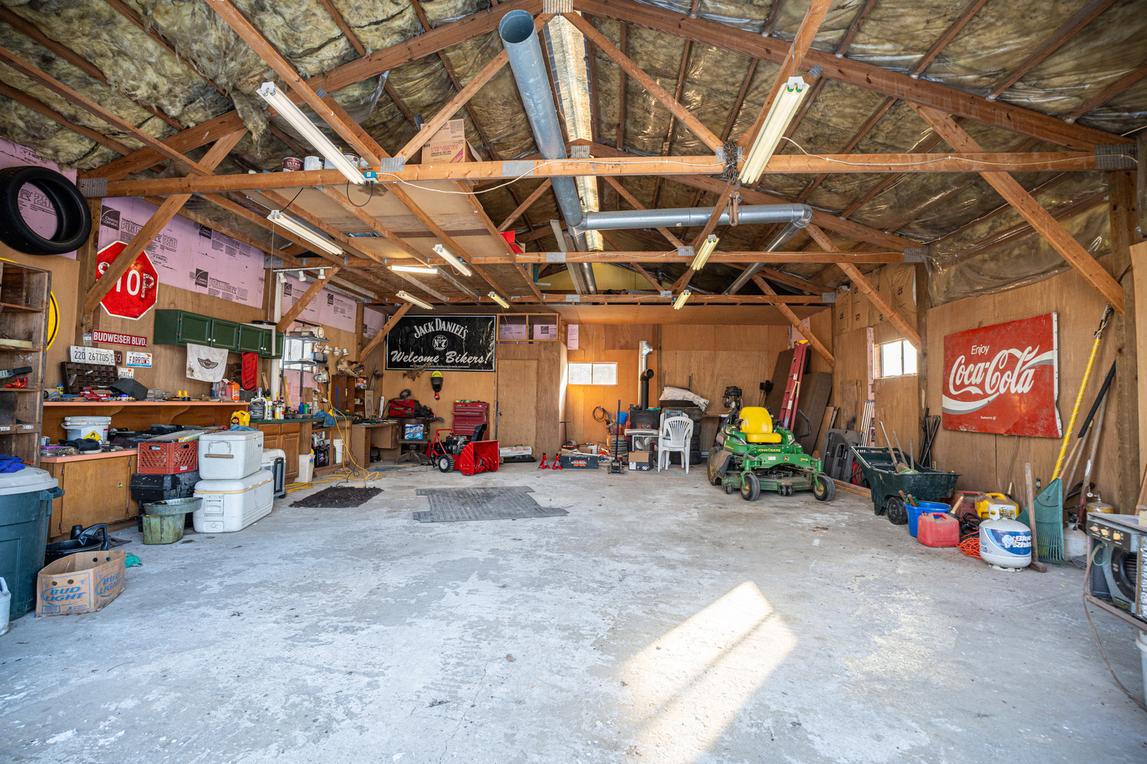 9304 Ellis Road Property Photo 62
