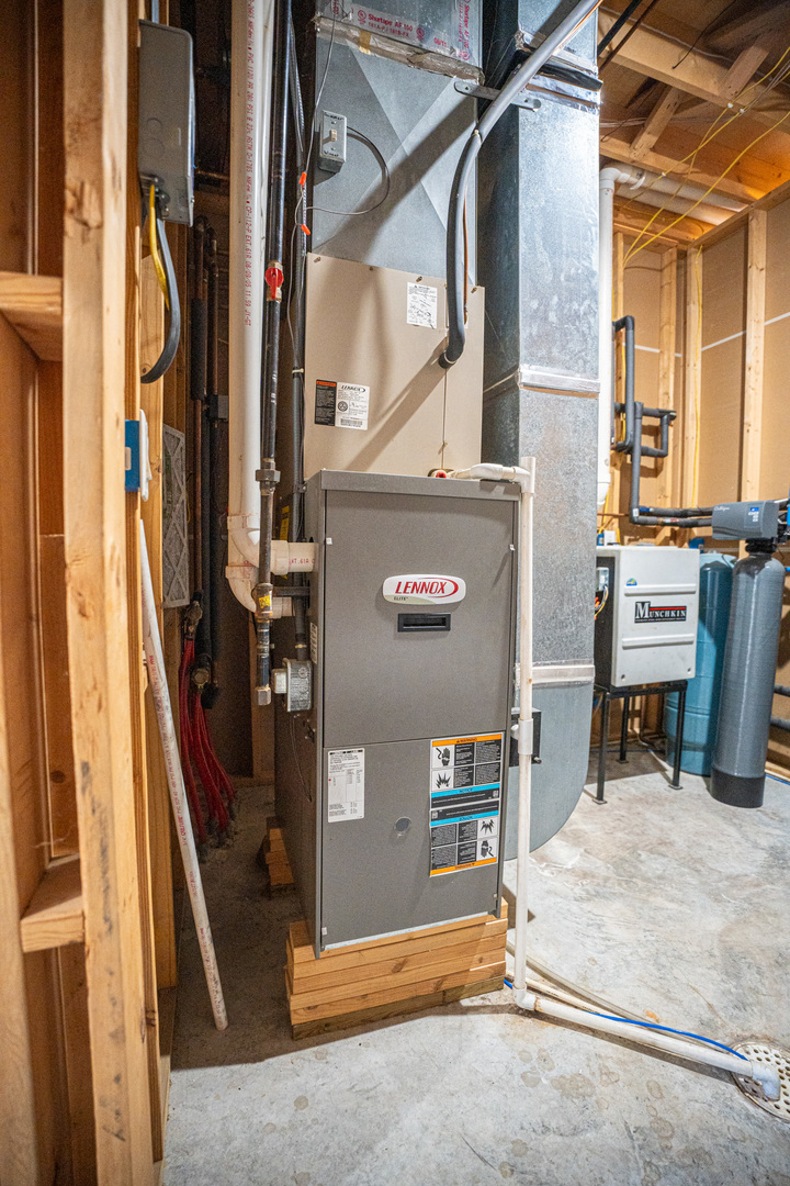 9304 Ellis Road Property Photo 81
