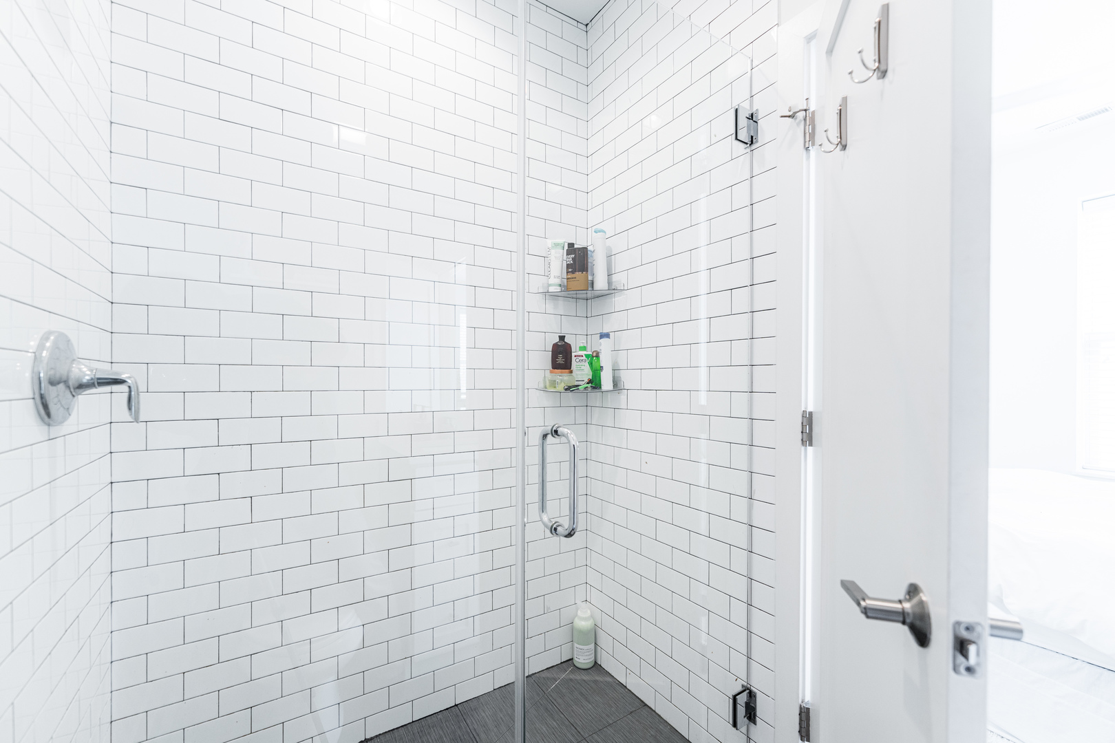 1407 N Bosworth Avenue Property Photo 8