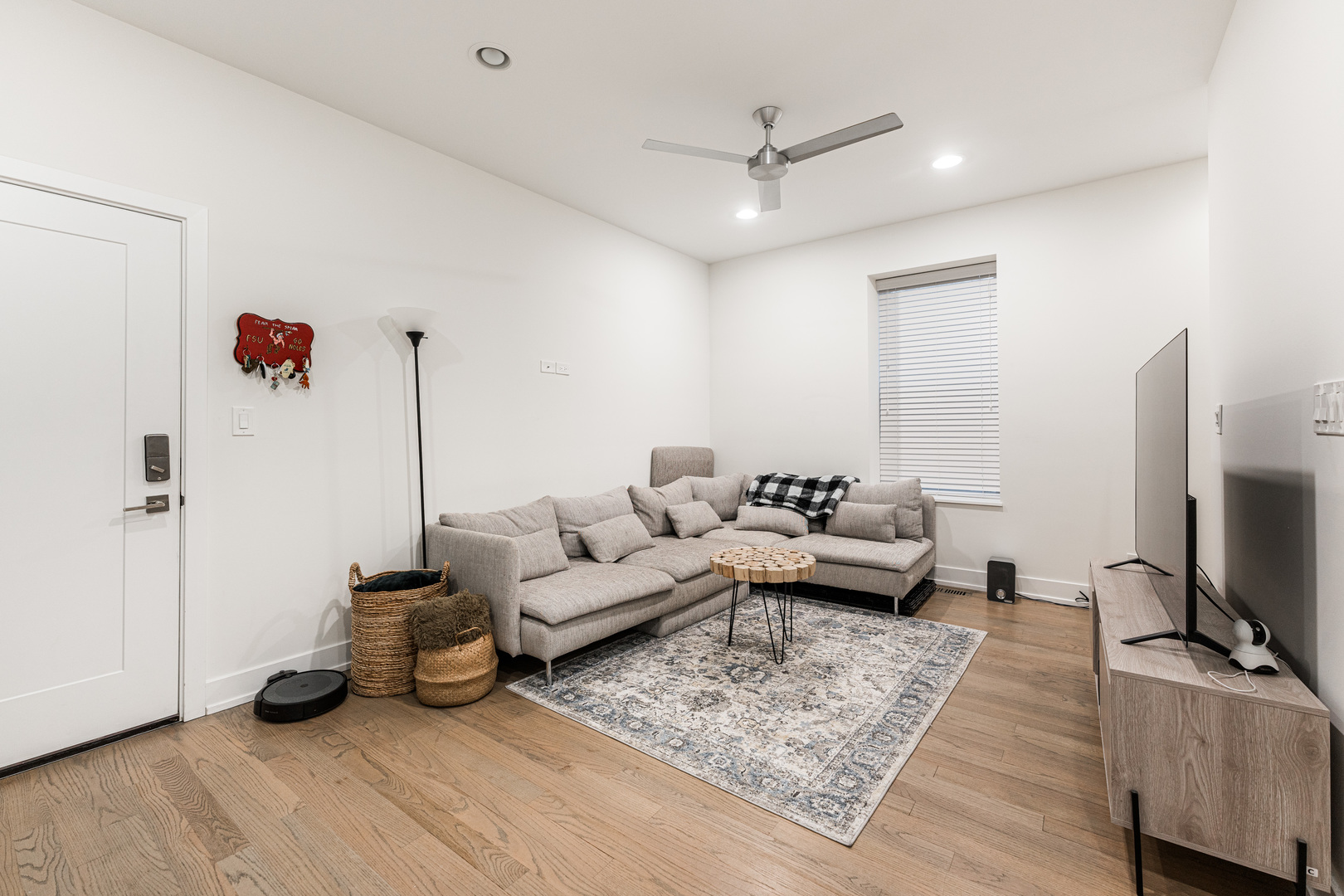 1407 N Bosworth Avenue Property Photo 11