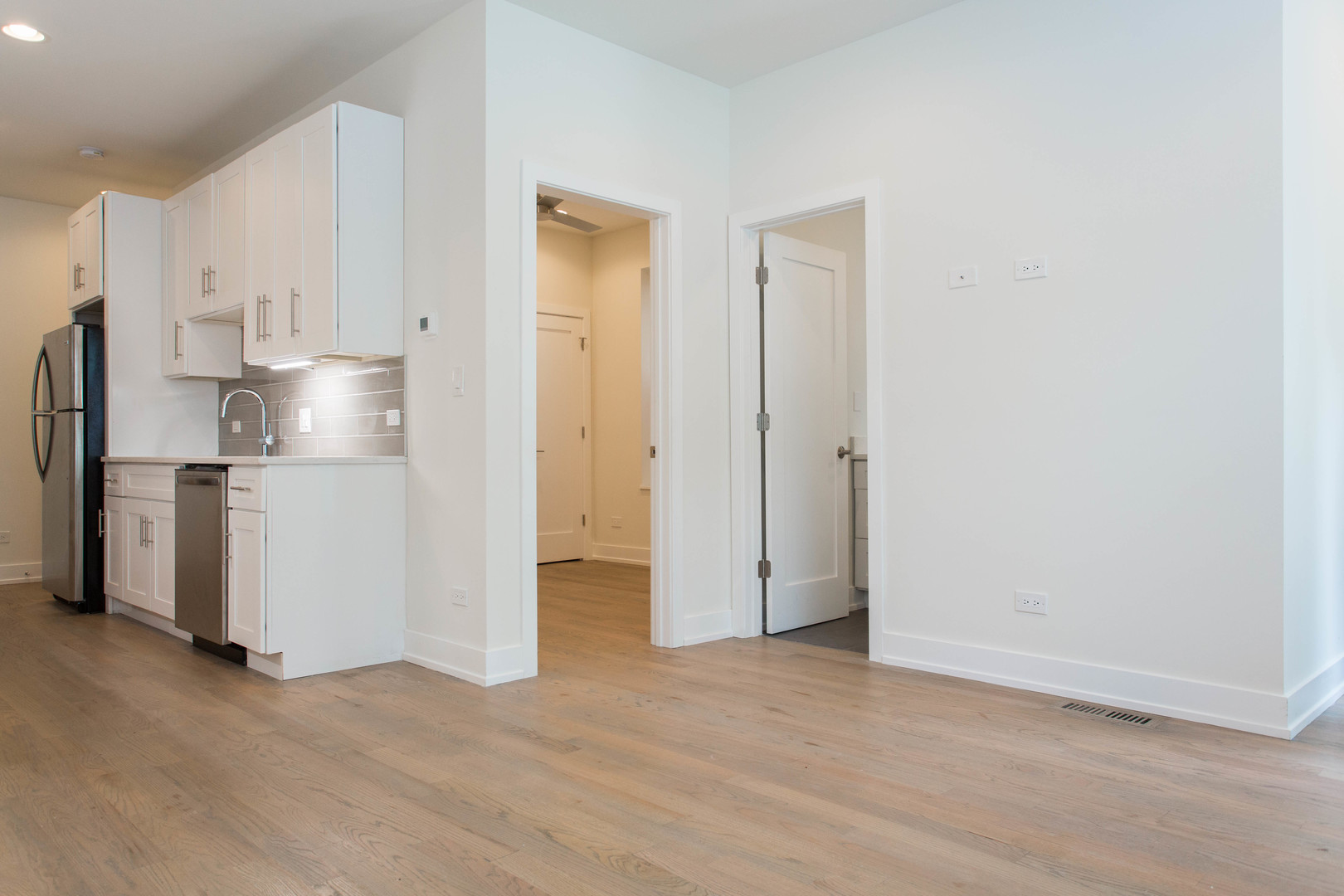 1407 N Bosworth Avenue Property Photo 23