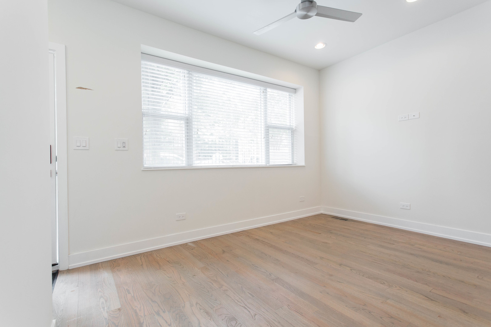 1407 N Bosworth Avenue Property Photo 24