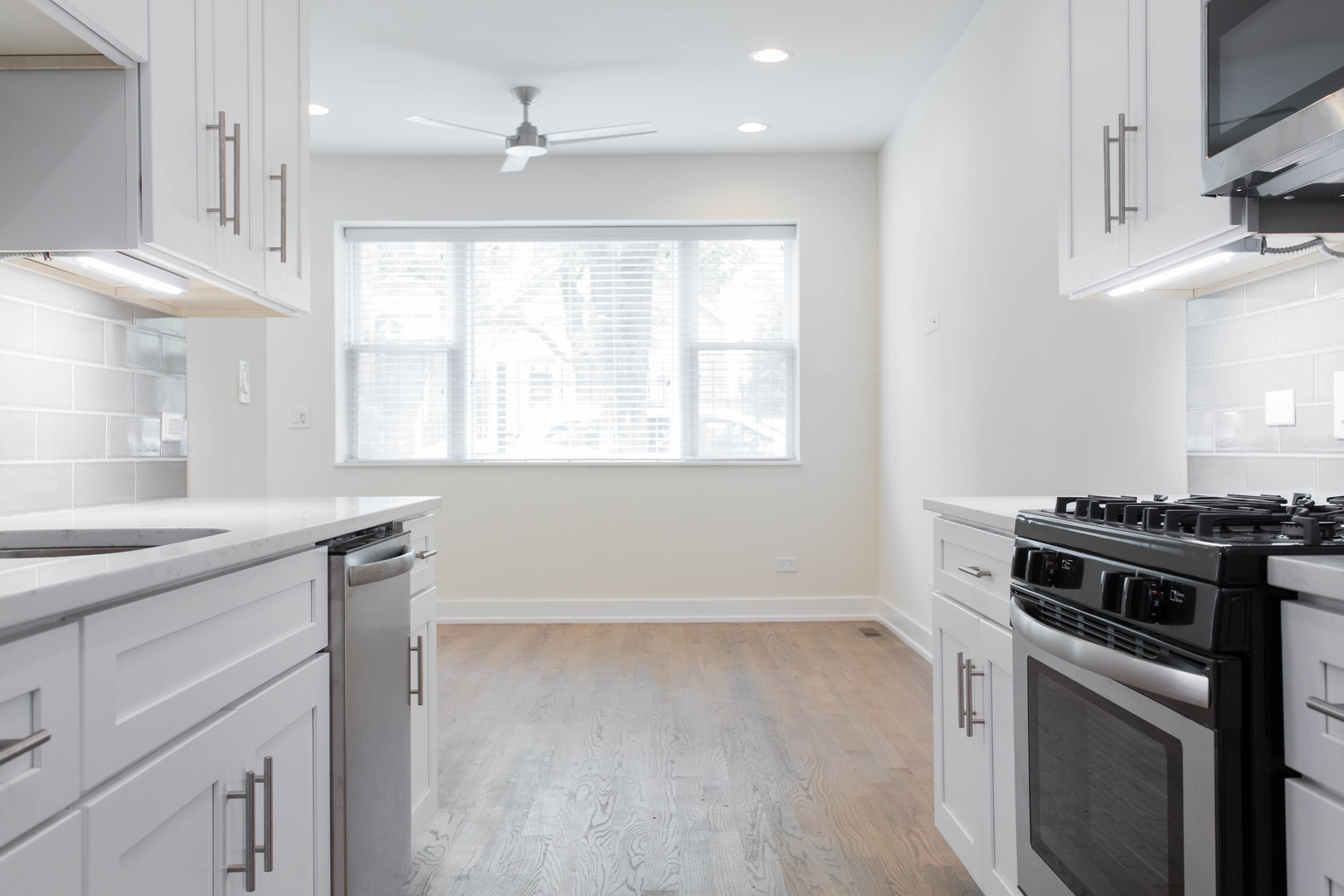 1407 N Bosworth Avenue Property Photo 25