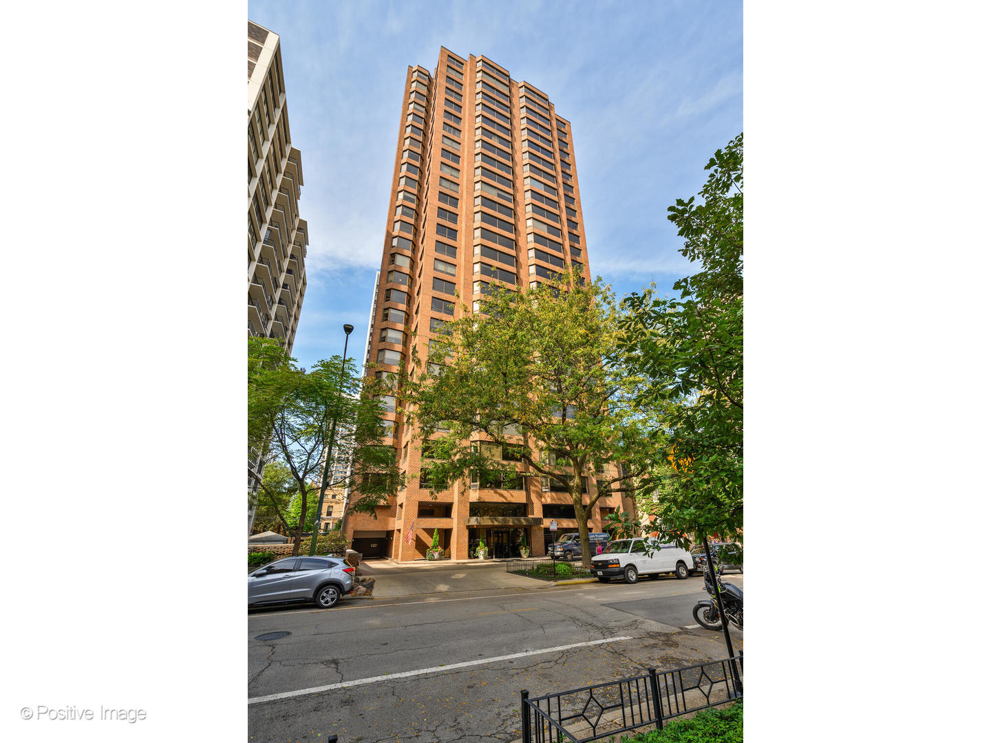 1410 N State Parkway 27a Property Photo 1