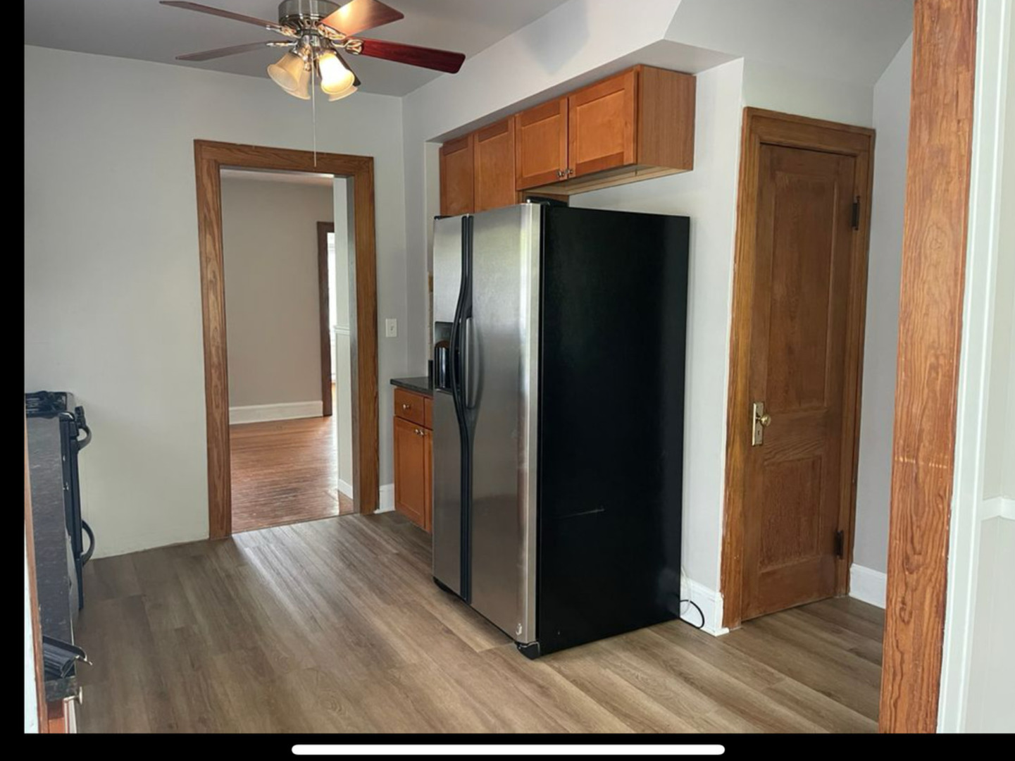 9018 W 123rd Street Property Photo 5