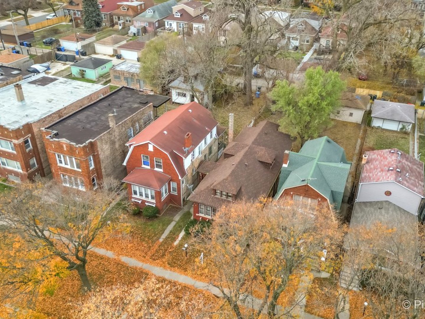8030 S Prairie Avenue Property Photo 6