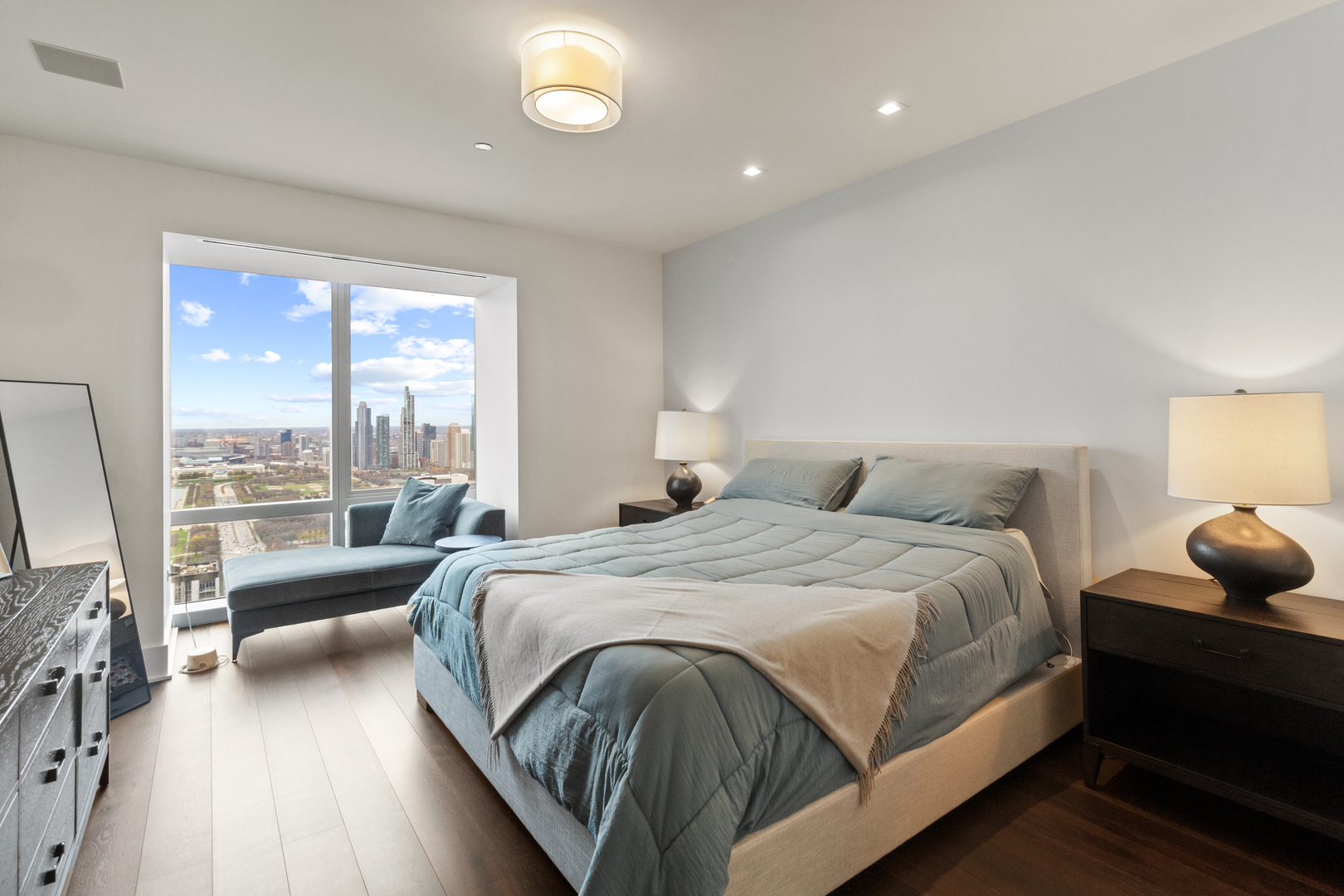 363 E Wacker Drive 4009 Property Photo 9