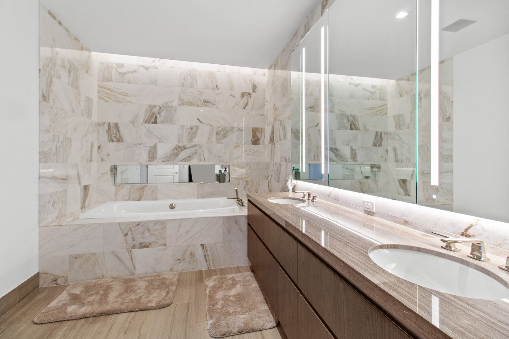 363 E Wacker Drive 4009 Property Photo 12