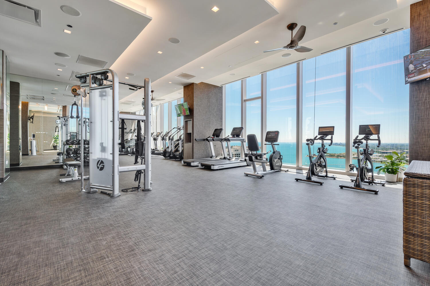 363 E Wacker Drive 4009 Property Photo 26