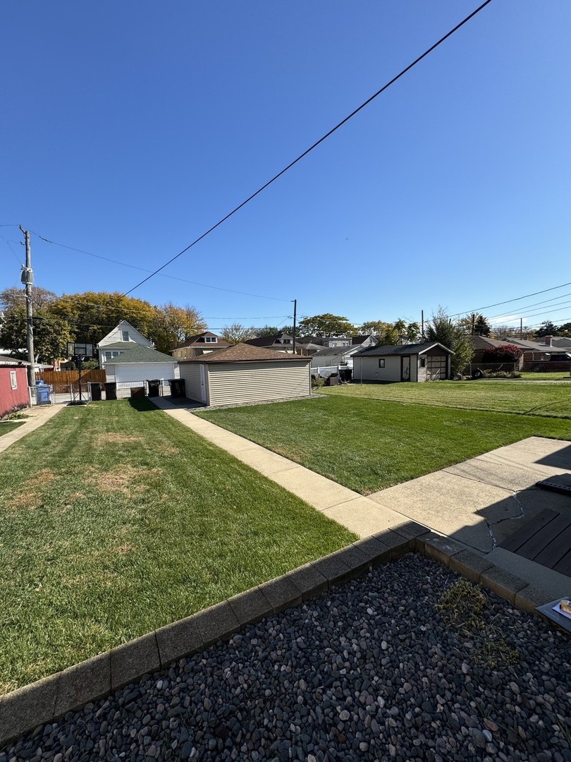 9629 S Muskegon Avenue Property Photo 16