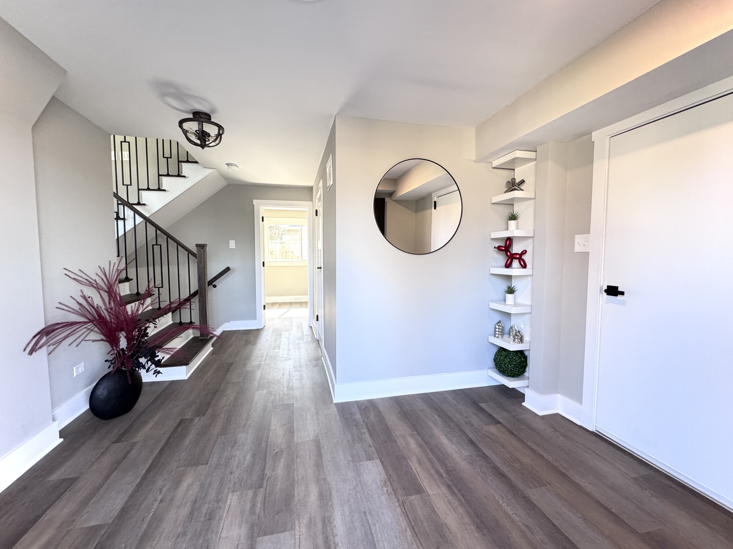 1445 Deerfield Rd Property Photo 2