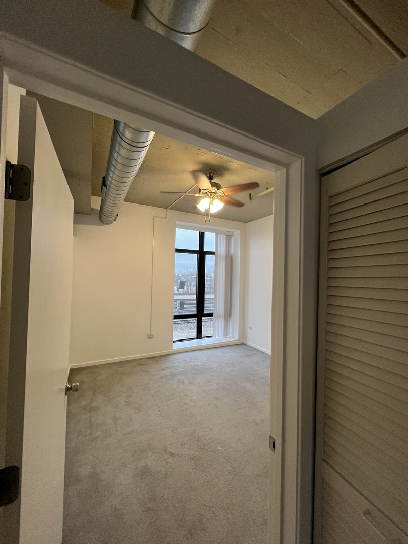 1525 S Sangamon Street 317p Property Photo 3