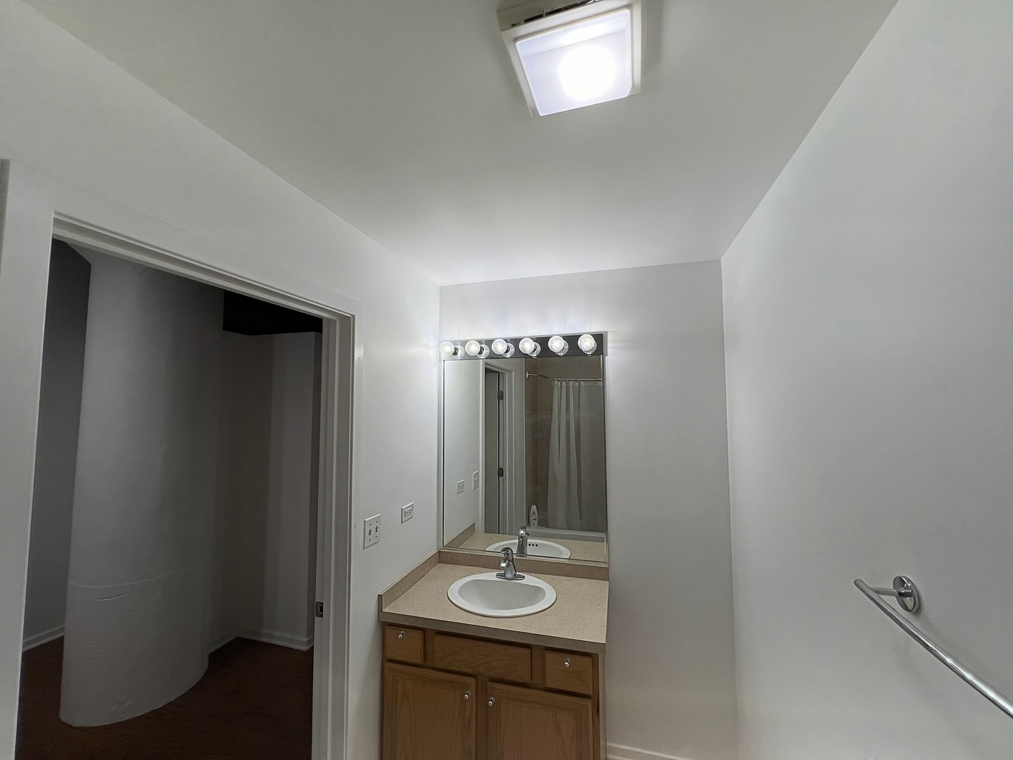 1525 S Sangamon Street 317p Property Photo 7
