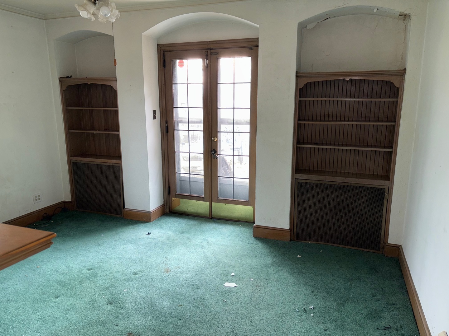 1645 N Vermilion Street Property Photo 29