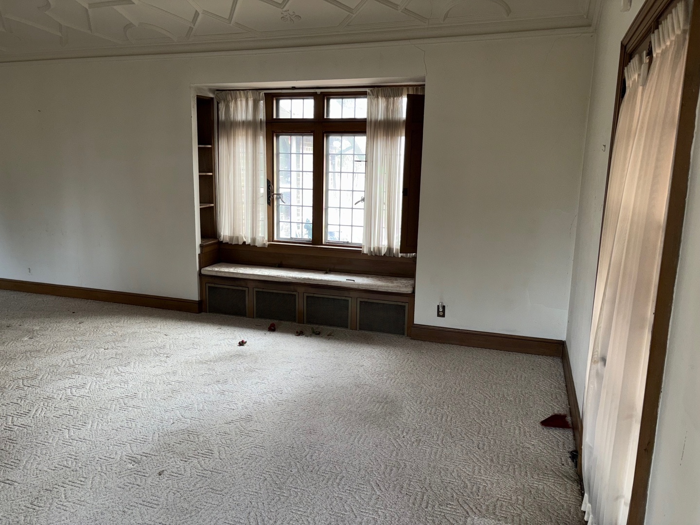1645 N Vermilion Street Property Photo 35