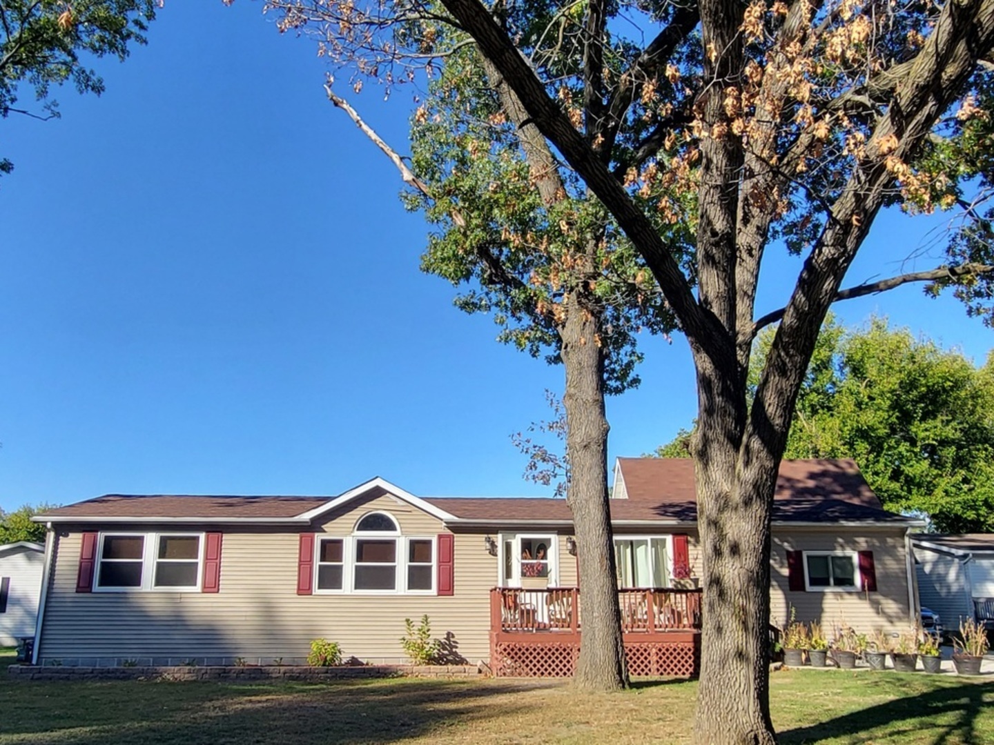 449 Vernon Drive Property Photo