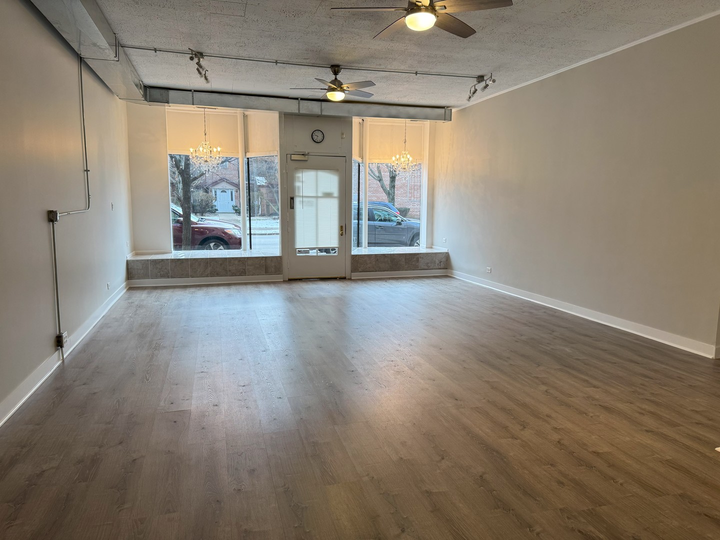 5814 W Higgins Avenue Property Photo 3