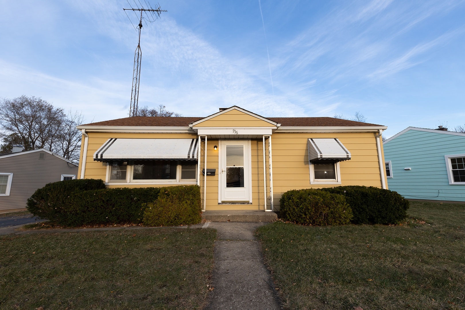 756 Golf Road Property Photo