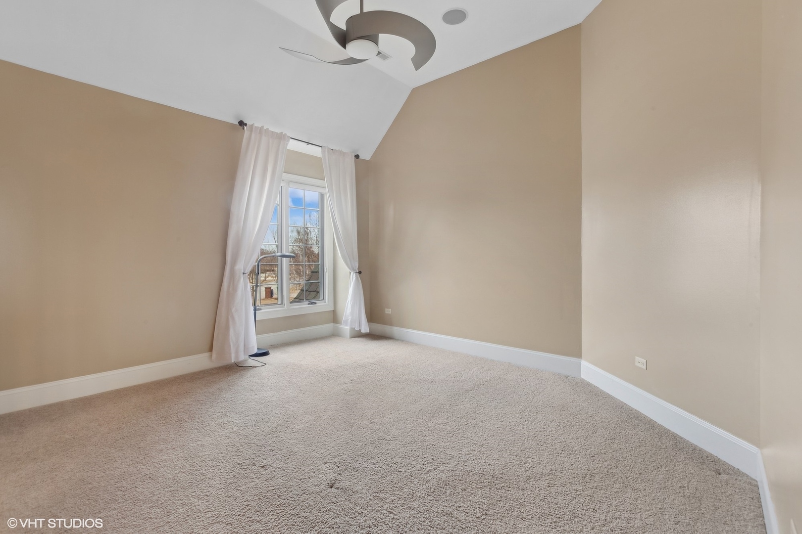 1216 Tranquility Court Property Photo 32