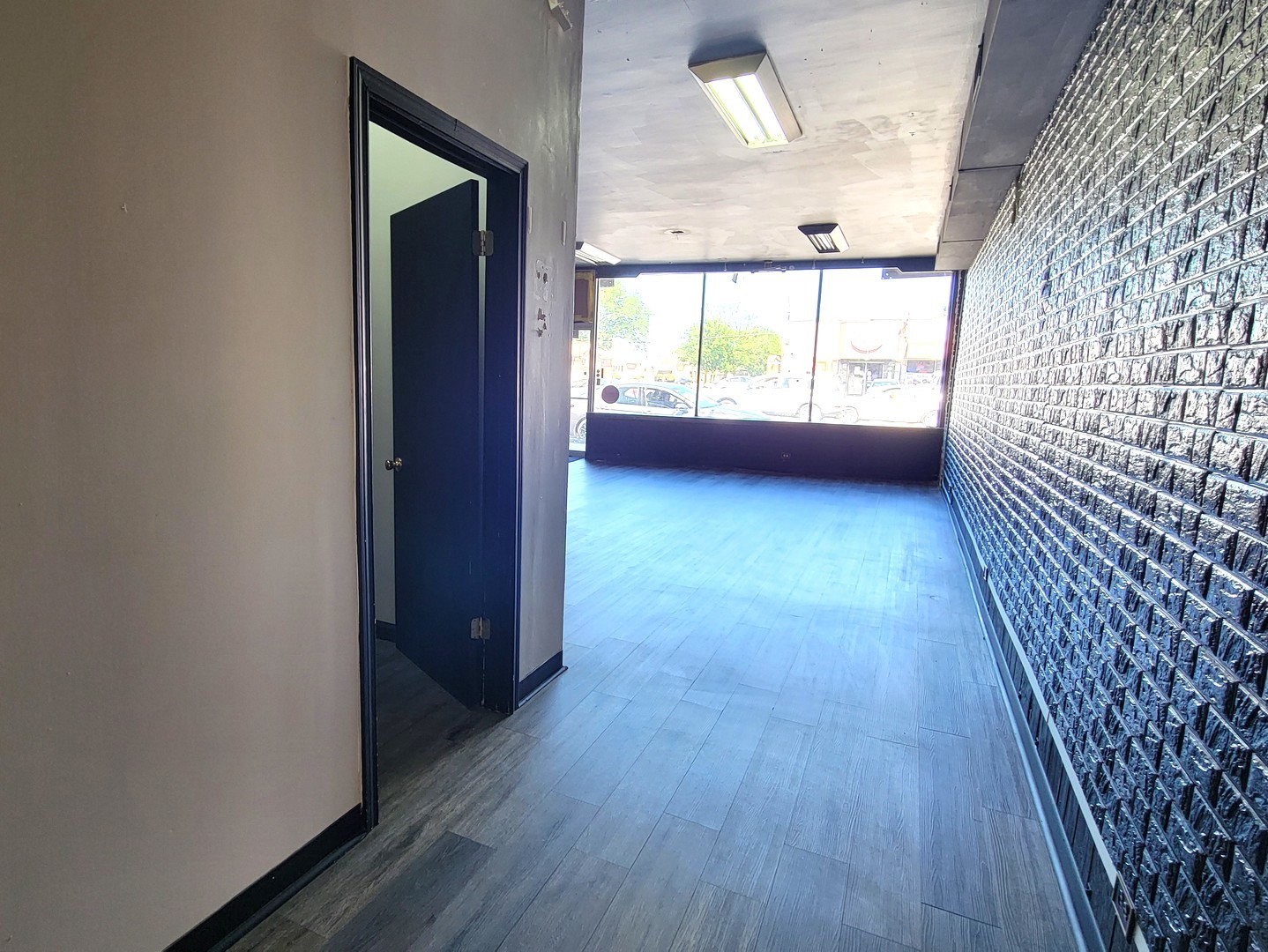 8304 S Kedzie Avenue Property Photo 23