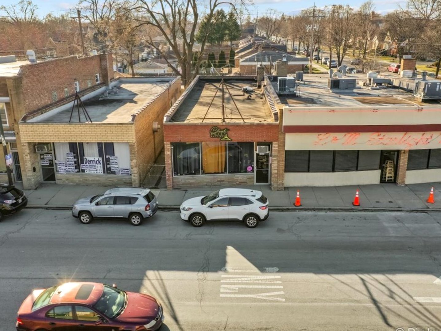 8304 S Kedzie Avenue Property Photo 2