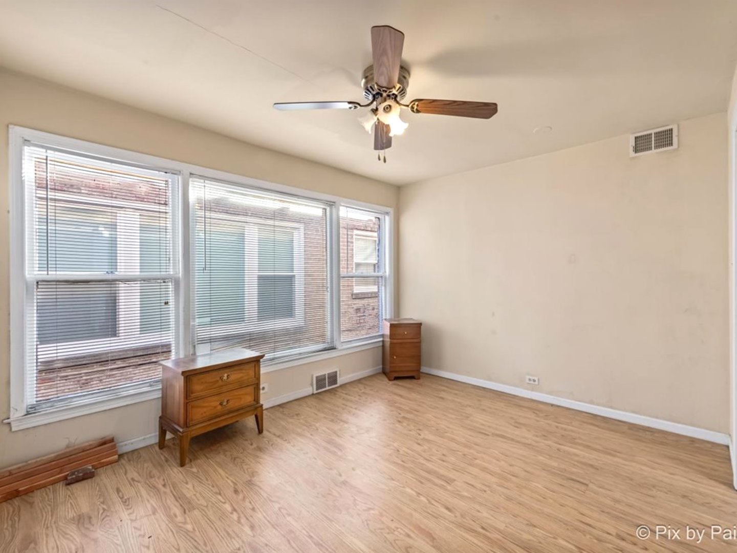 8304 S Kedzie Avenue Property Photo 12