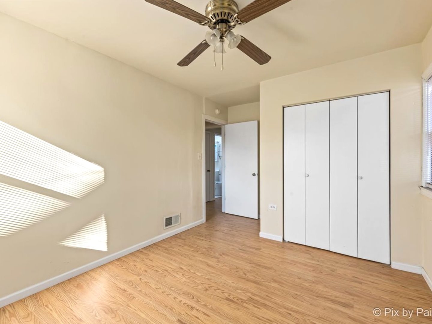 8304 S Kedzie Avenue Property Photo 19