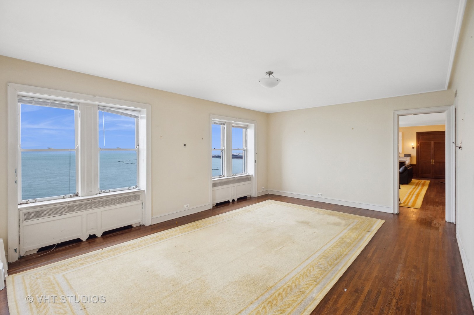 1242 N Lake Shore Drive 22 Property Photo 7