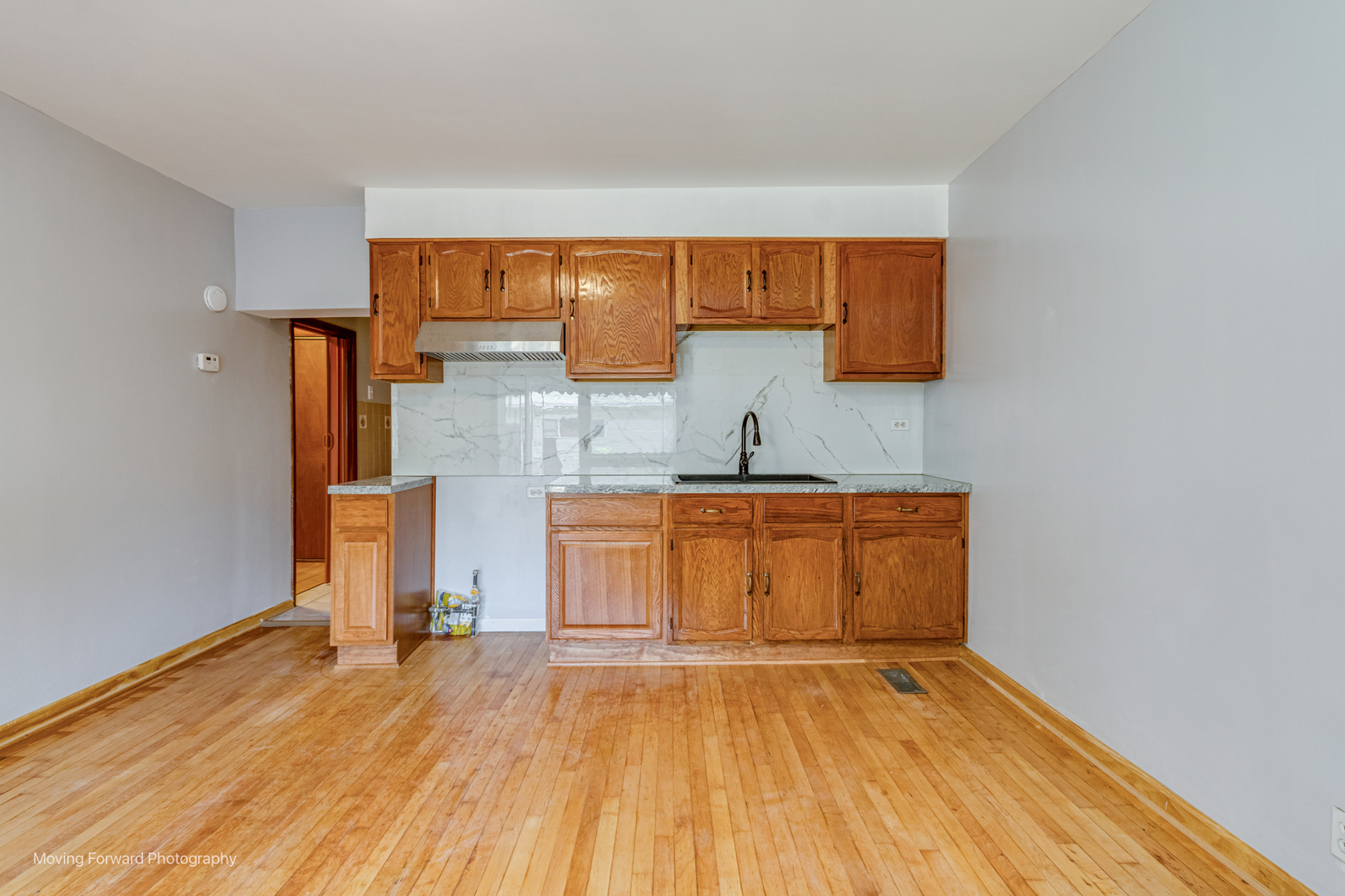 3355 W 38th Street Property Photo 6