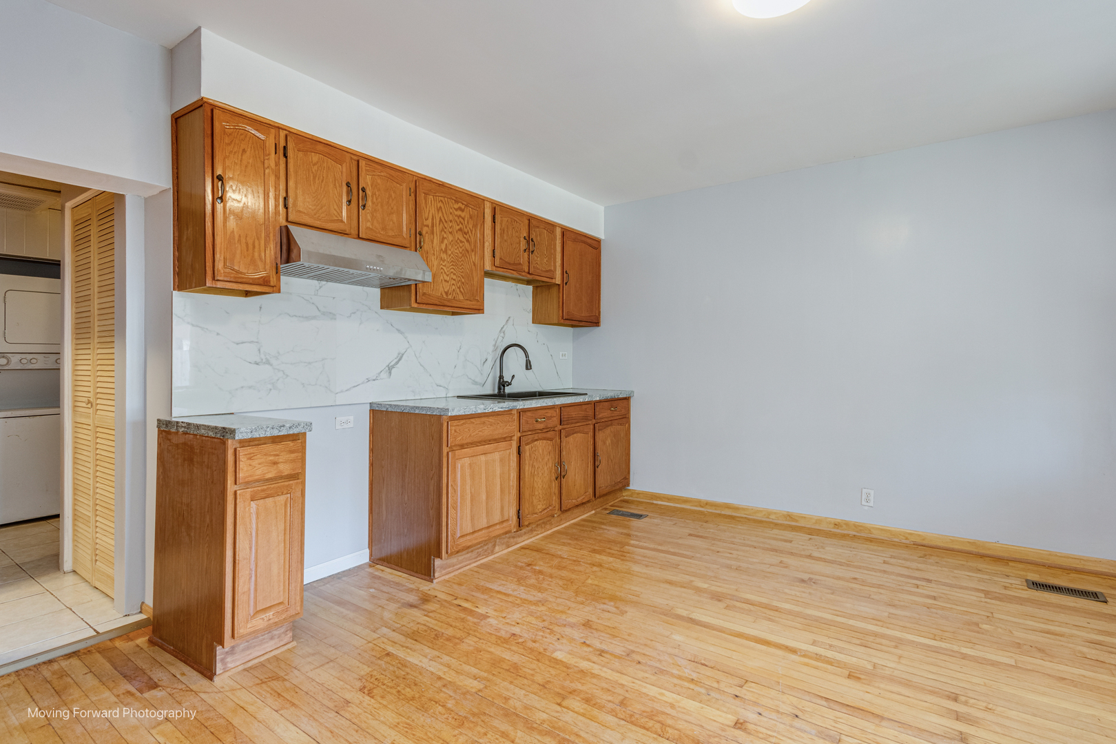 3355 W 38th Street Property Photo 8