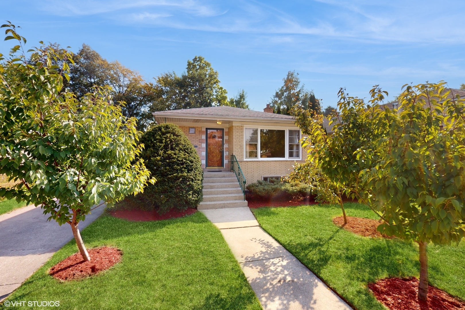 5429 Edison Avenue Property Photo