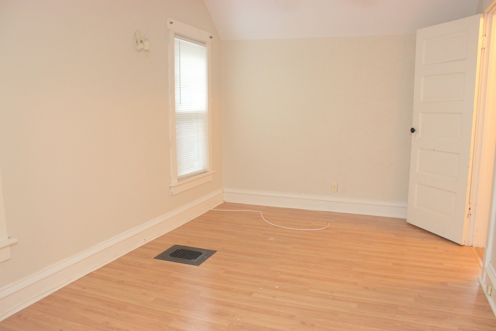 118 1st Street Property Photo 10