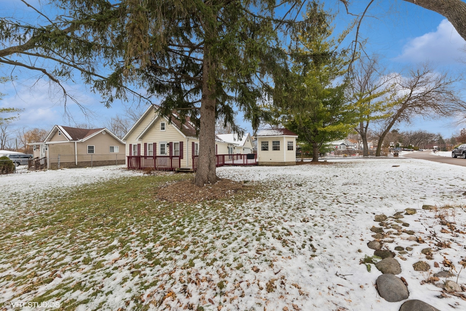 522 W Hawthorne Drive Property Photo