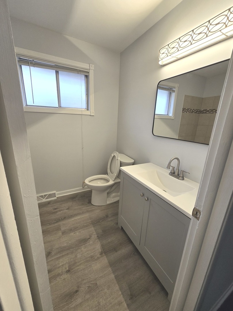 14558 Kedvale Avenue Property Photo 12