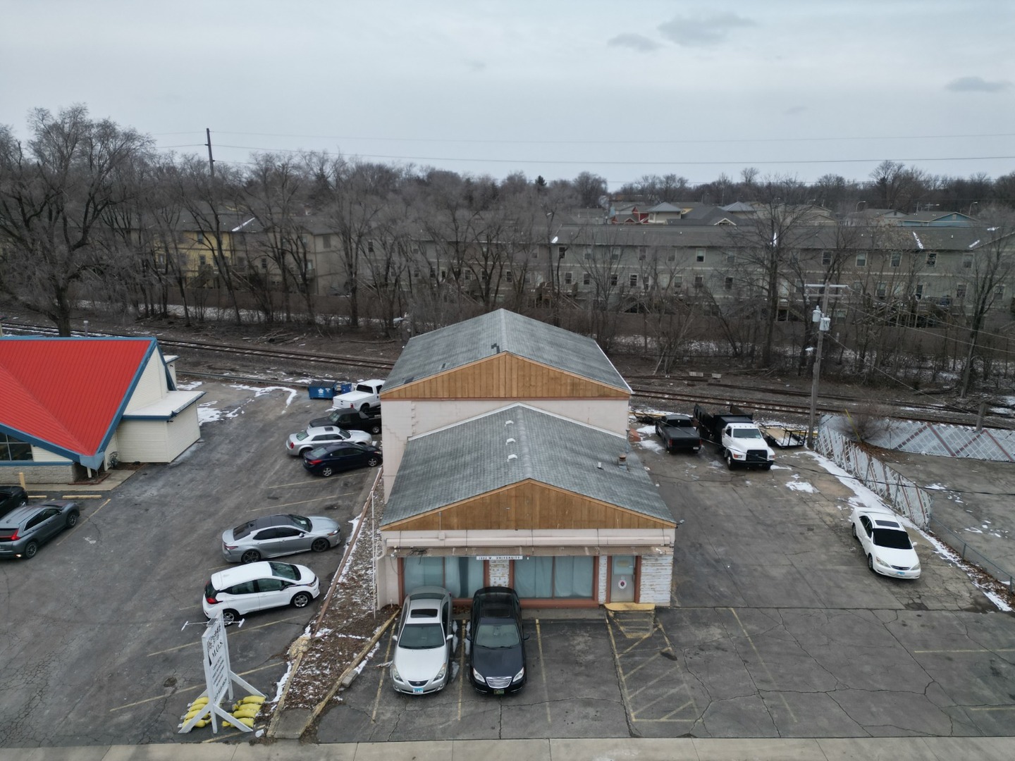 1002 W University Avenue Property Photo