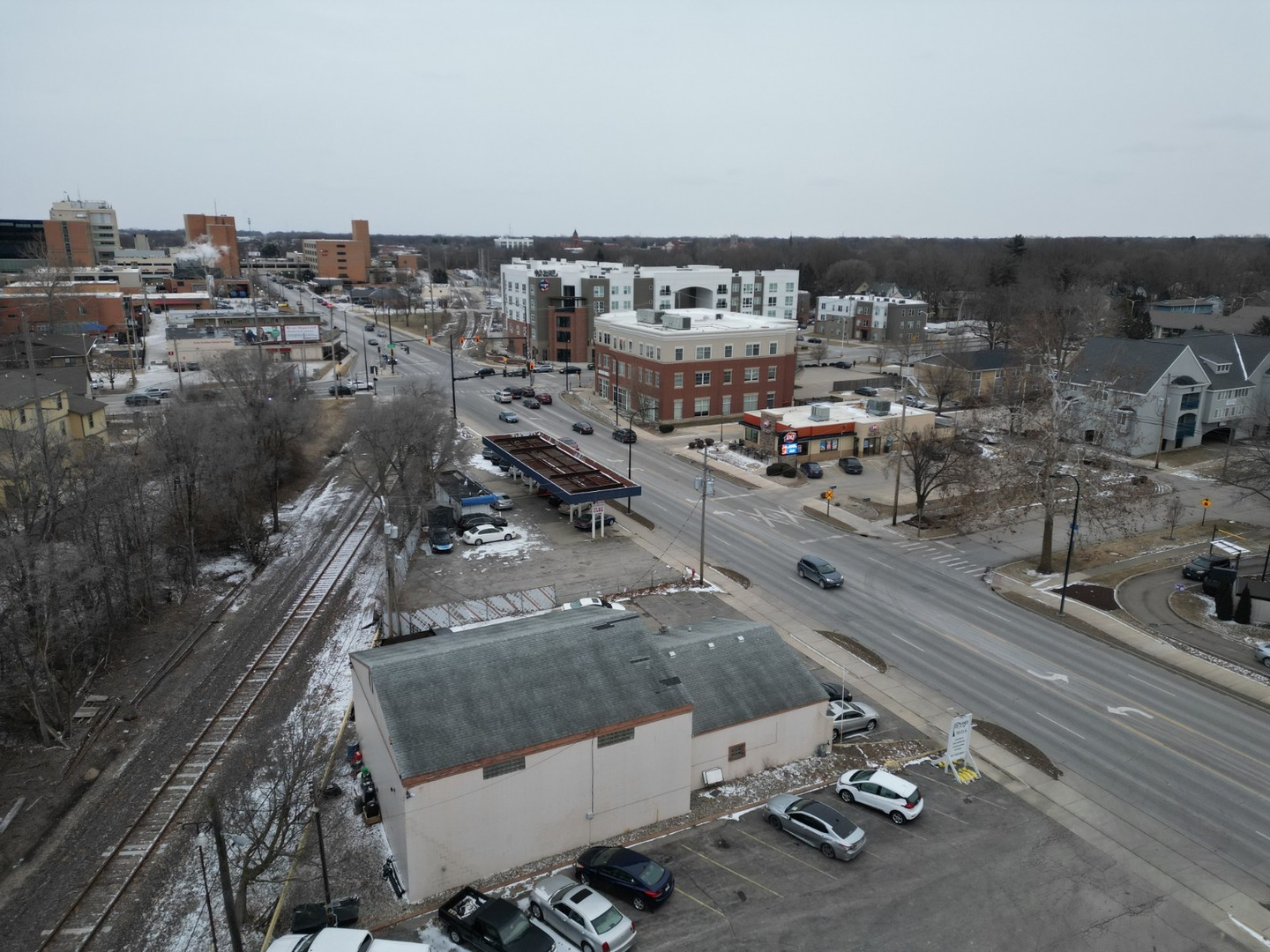 1002 W University Avenue Property Photo 17