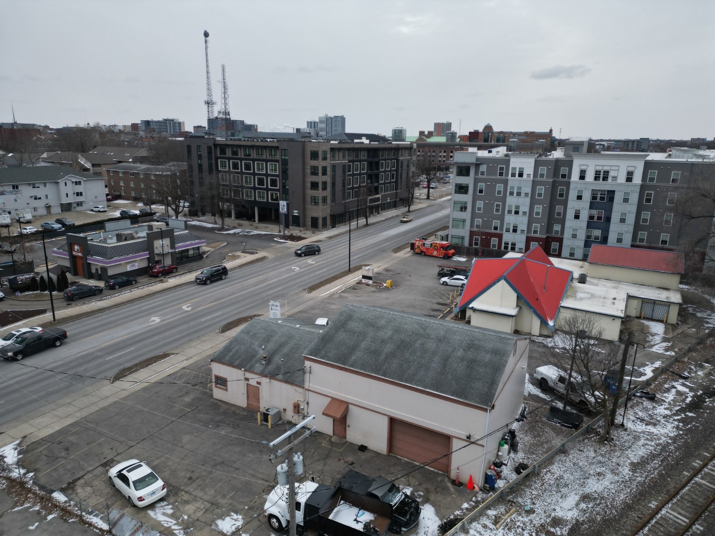 1002 W University Avenue Property Photo 23