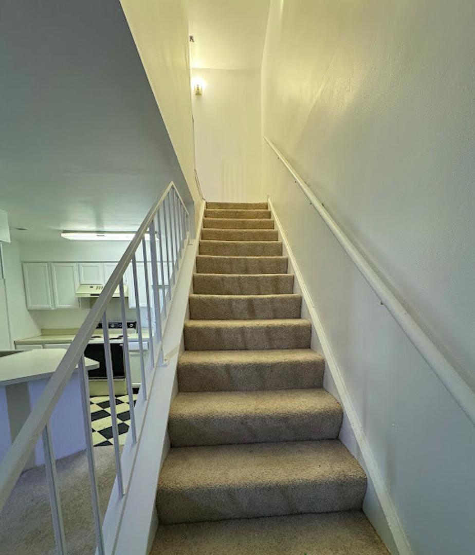 1297 Wyndham Lane 101 Property Photo 8