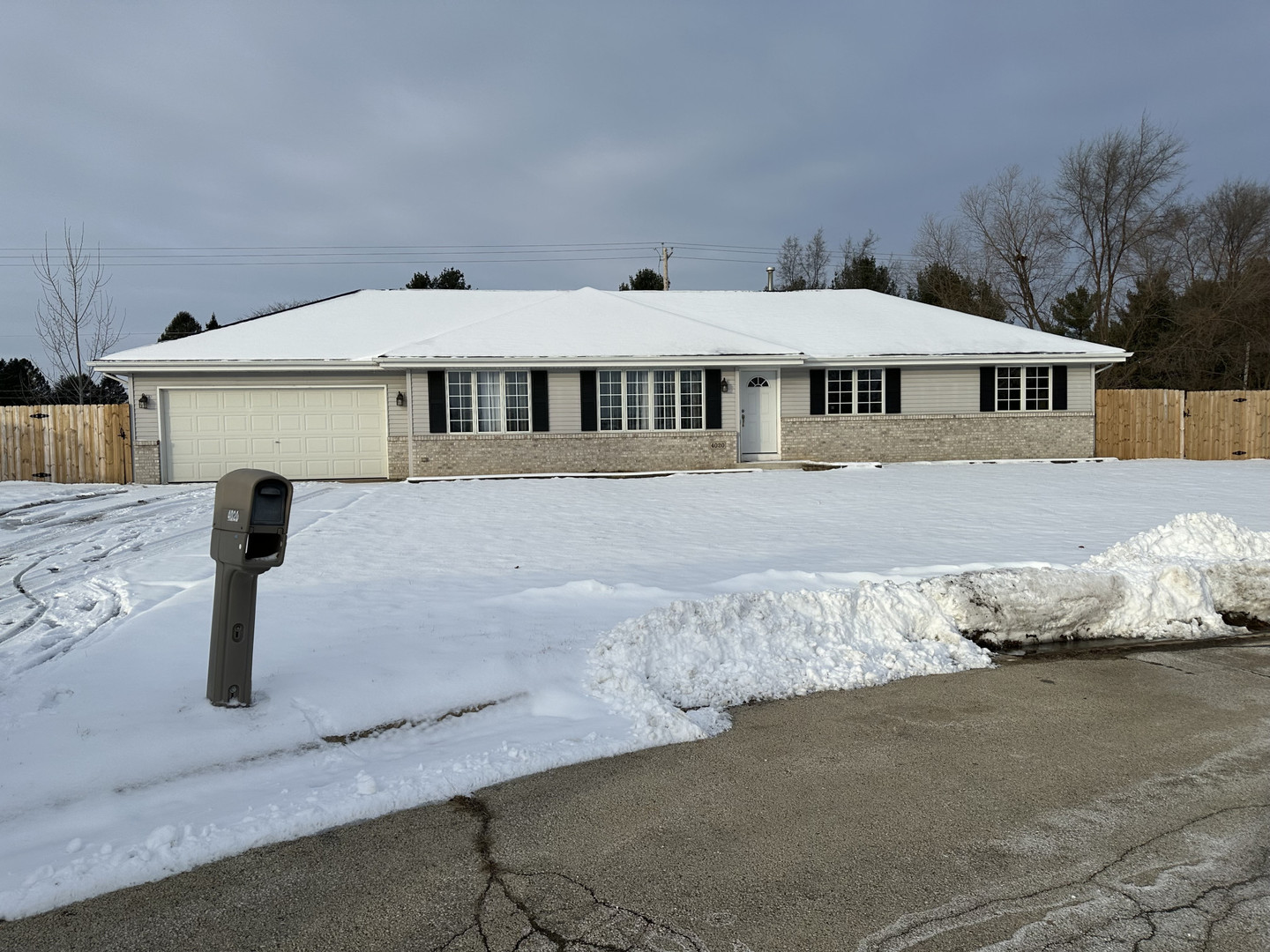 4020 Yale Drive Property Photo