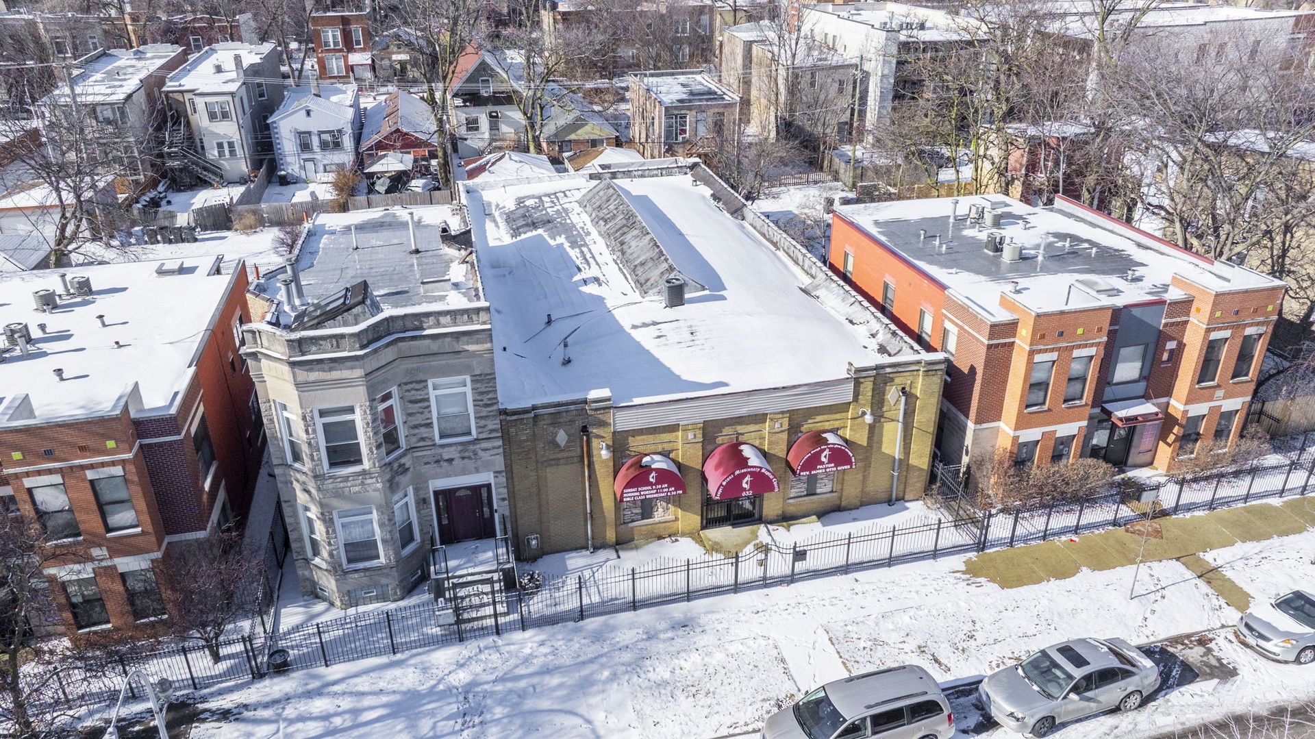 632 N Albany Avenue Property Photo 3