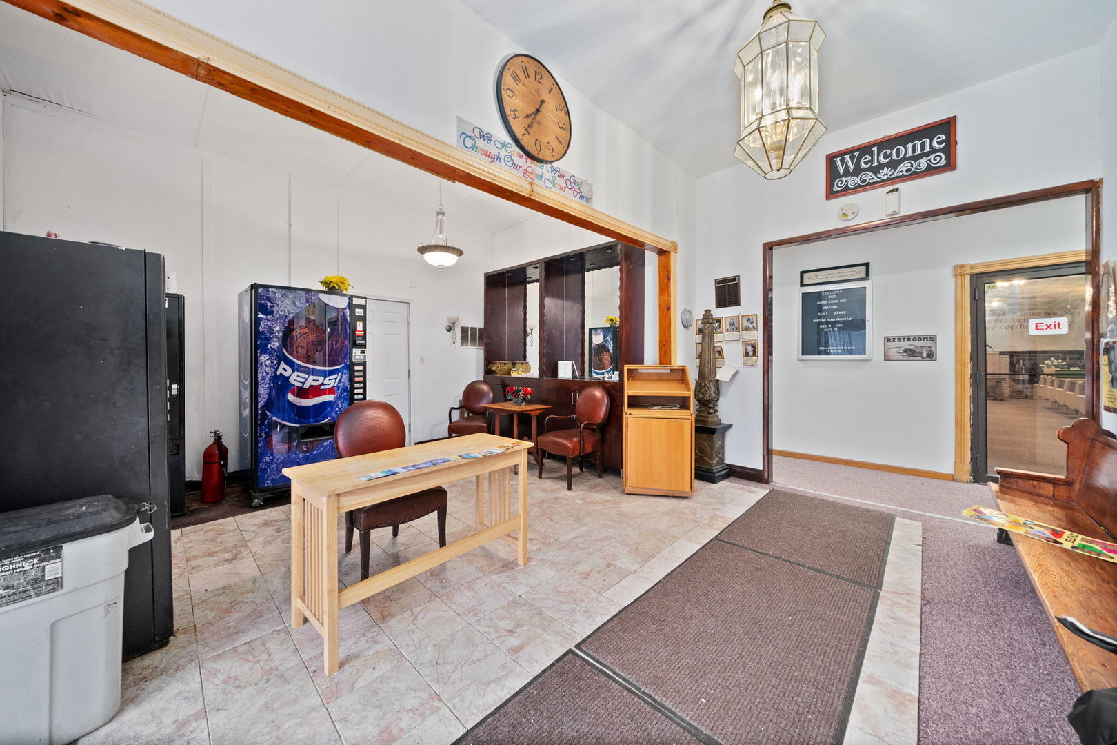 632 N Albany Avenue Property Photo 8